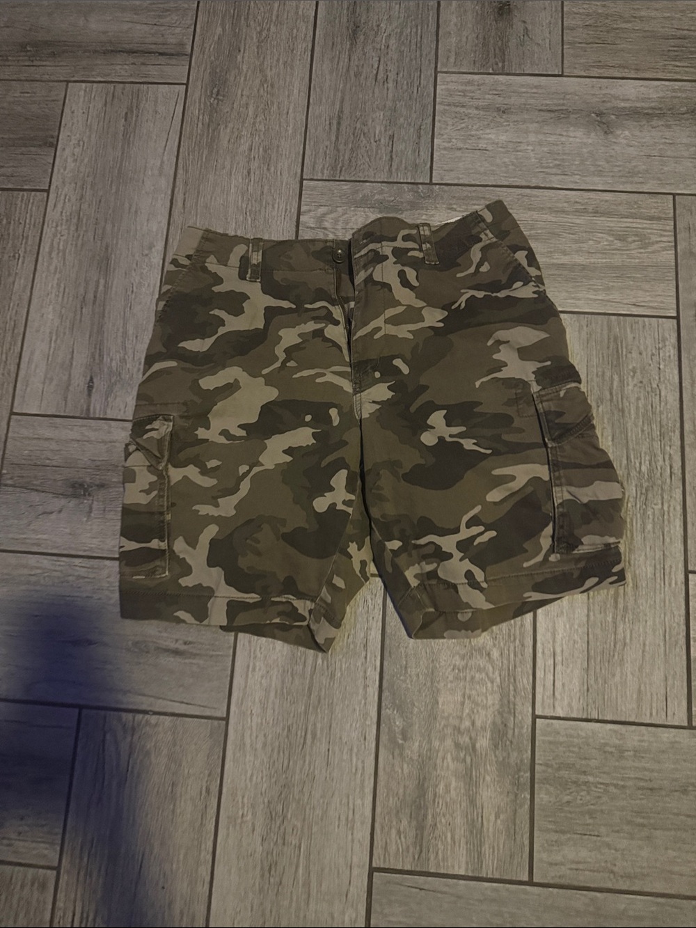 Old Navy Women's Camouflage Cargo Shorts - Olive/Tan